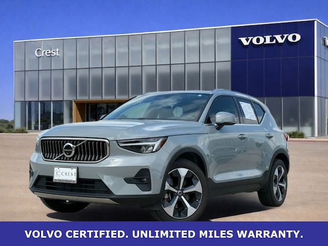 2025 Volvo XC40 B5 Plus Bright AWD's photo