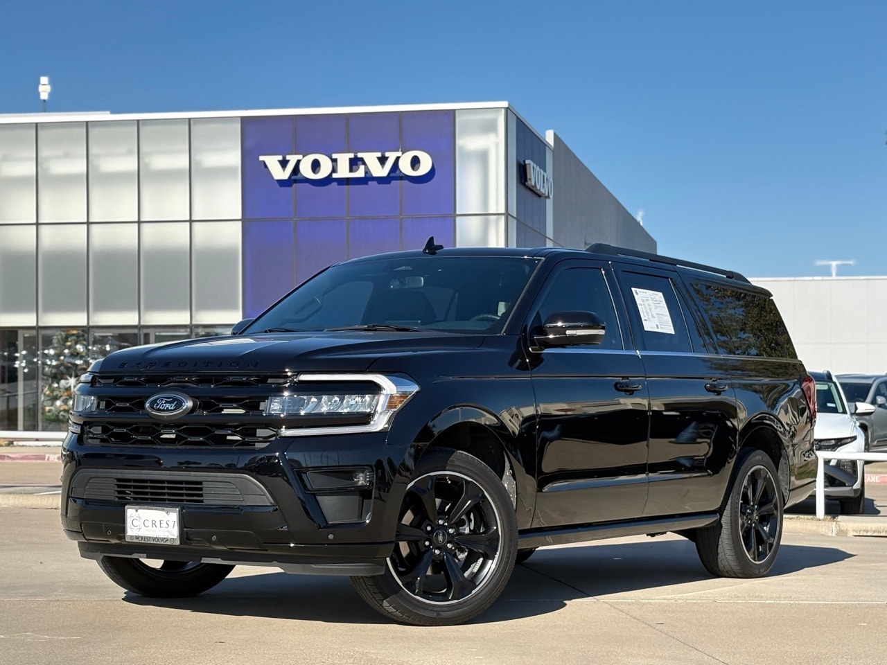 2024 Ford Expedition Limited's photo