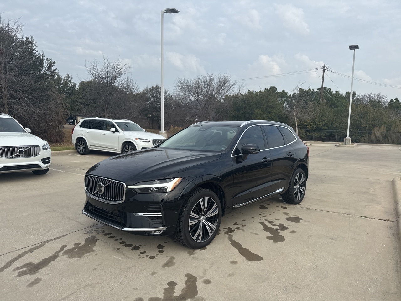 2023 Volvo XC60 B5 Plus Bright Theme AWD