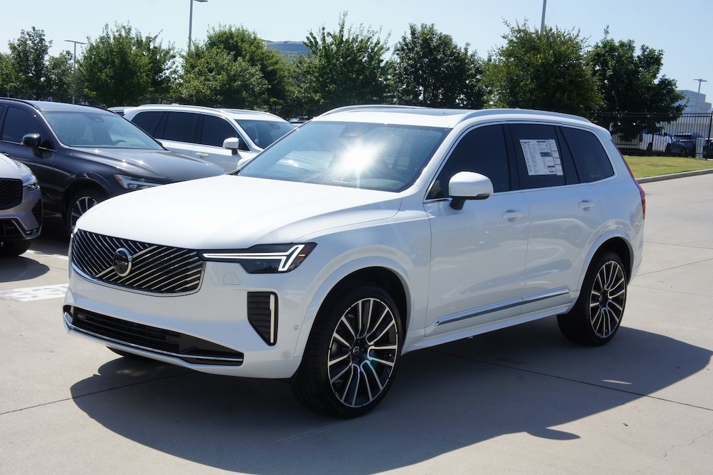 New 2026 Volvo XC90 B6 Plus 7-Seater SUV