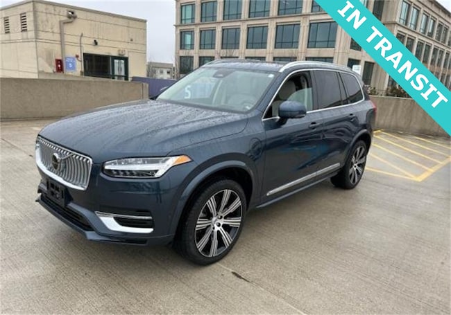 2024 Volvo XC90 Recharge Plug-In Hybrid Ultimate SUV