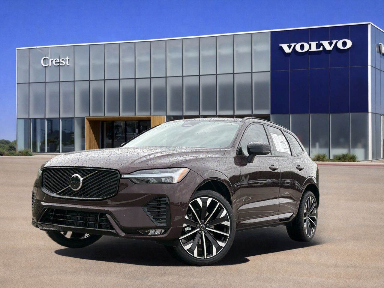 2026 Volvo XC60 B5 Ultra Dark AWD's photo