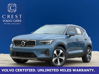 2023 Volvo XC40 B5 Plus Bright Theme SUV