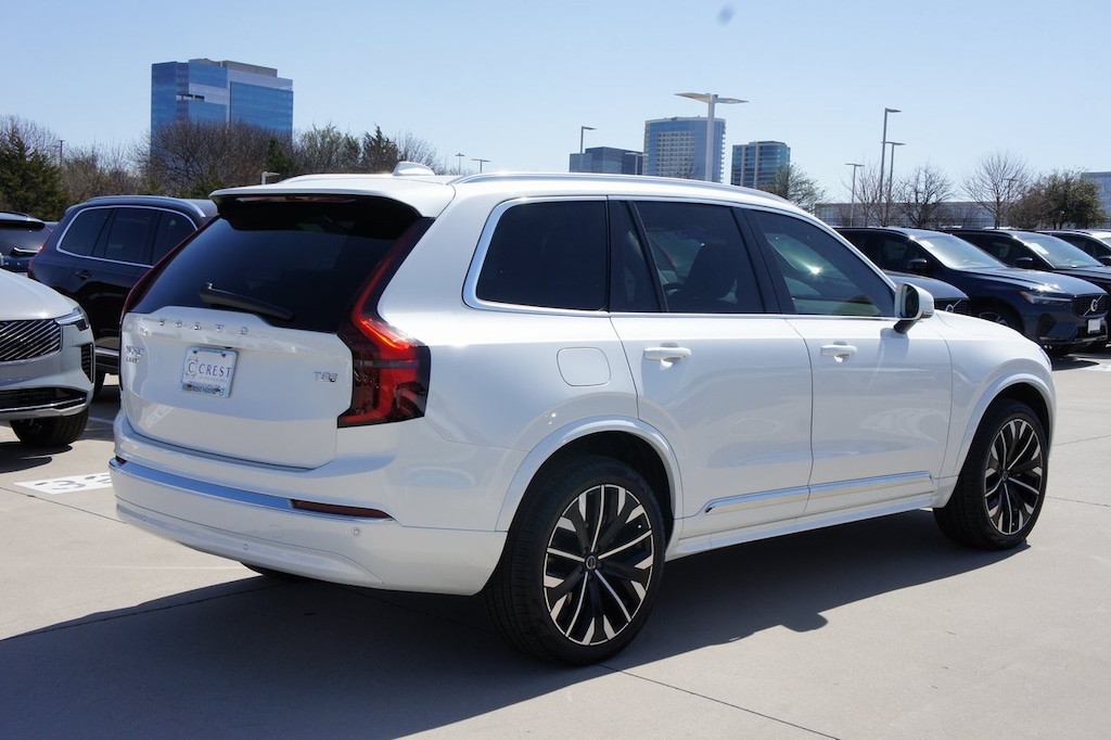 New 2025 Volvo XC90 plug-in hybrid T8 (2025.5) Core 7-Seater SUV