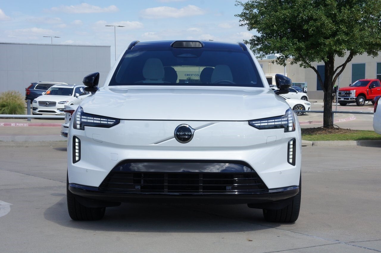 2025 Volvo EX90 Twin Motor Ultra photo 2