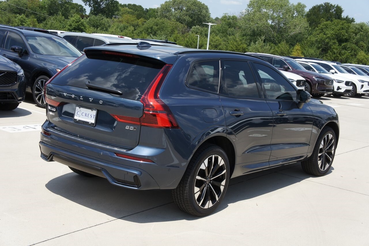 2026 Volvo XC60 B5 Plus photo 4