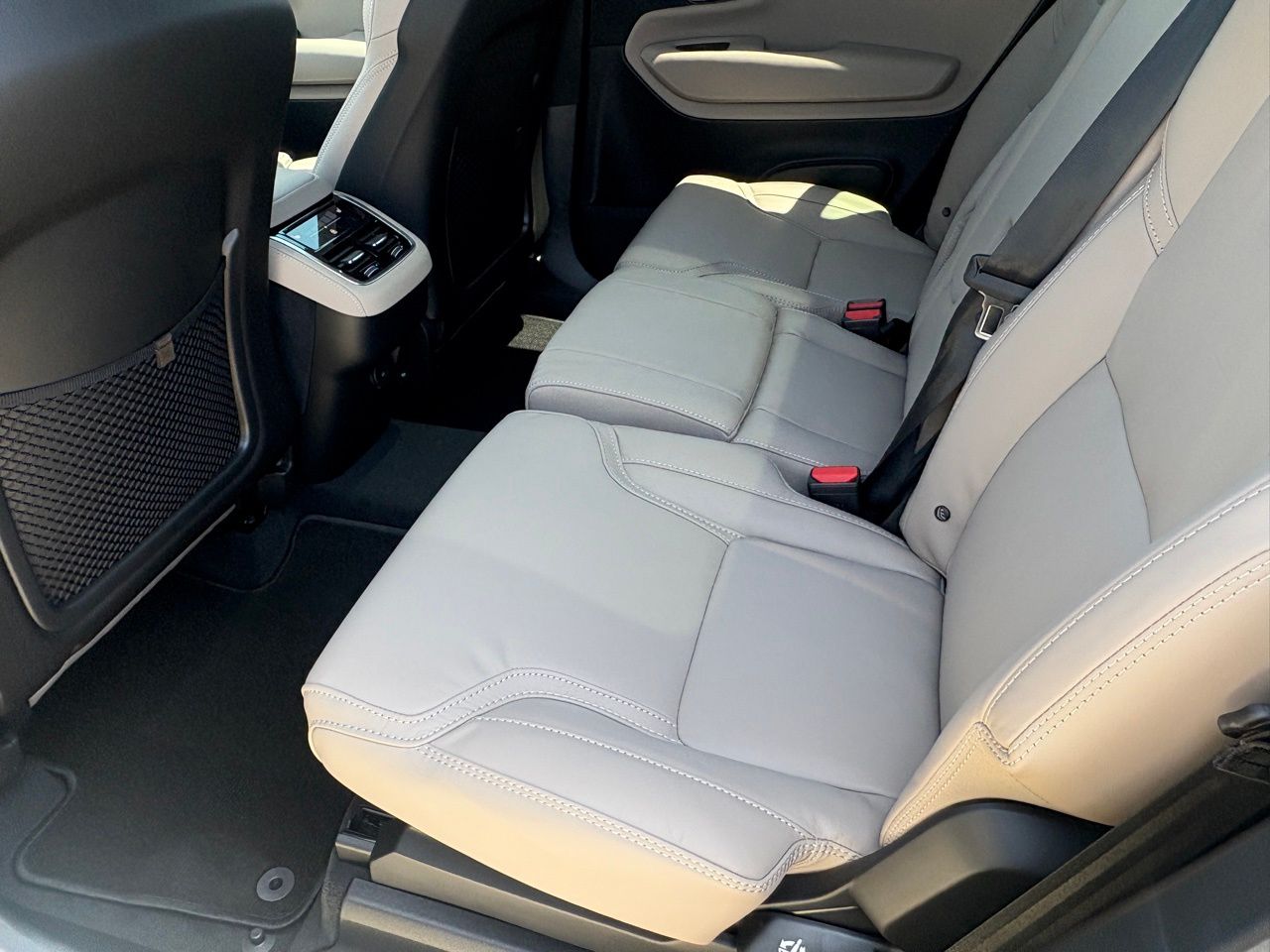 2026 Volvo XC90 Ultra - Photo 21