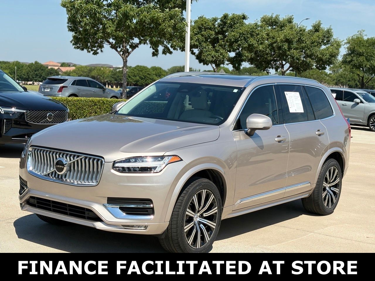 Volvo-XC90-1