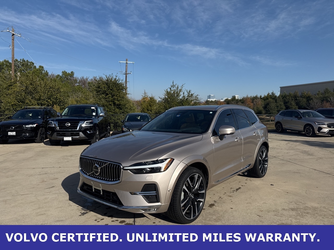 2023 Volvo XC60 Ultimate's photo