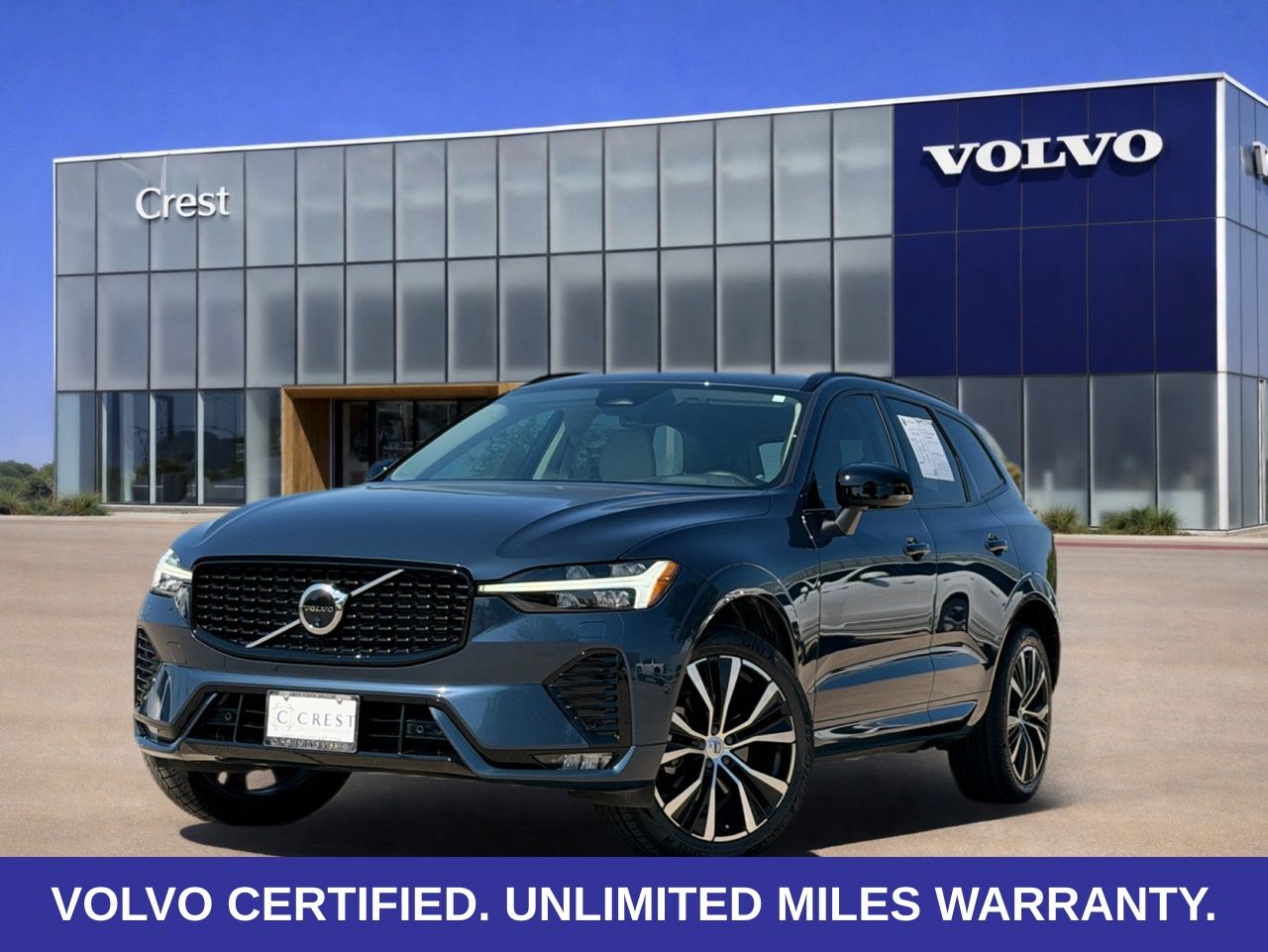  2024 Volvo XC60 B5 Plus Dark Theme AWD   