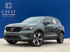 2026 Volvo XC40 B5 Plus SUV