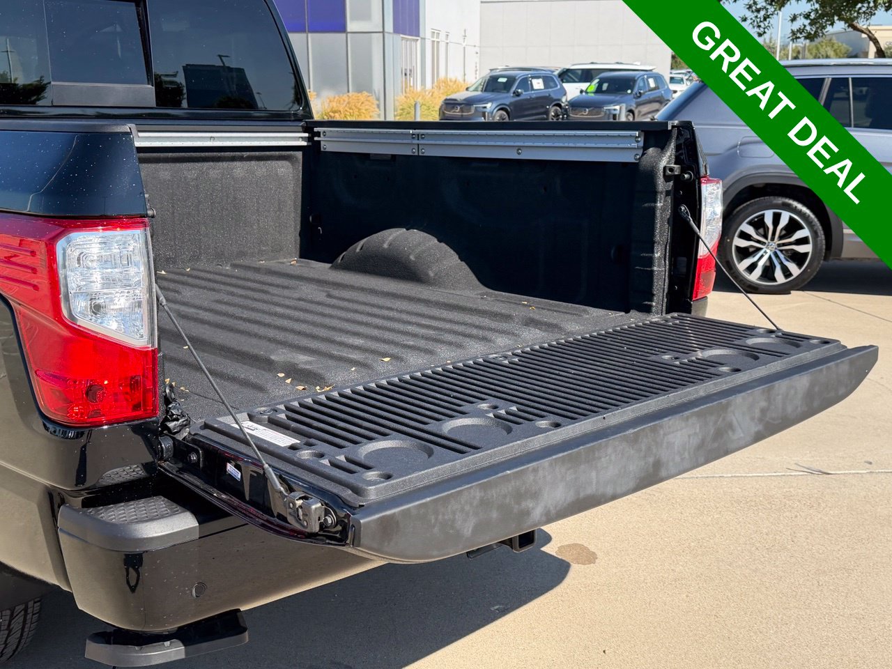 2024 Nissan Titan SV - Photo 43
