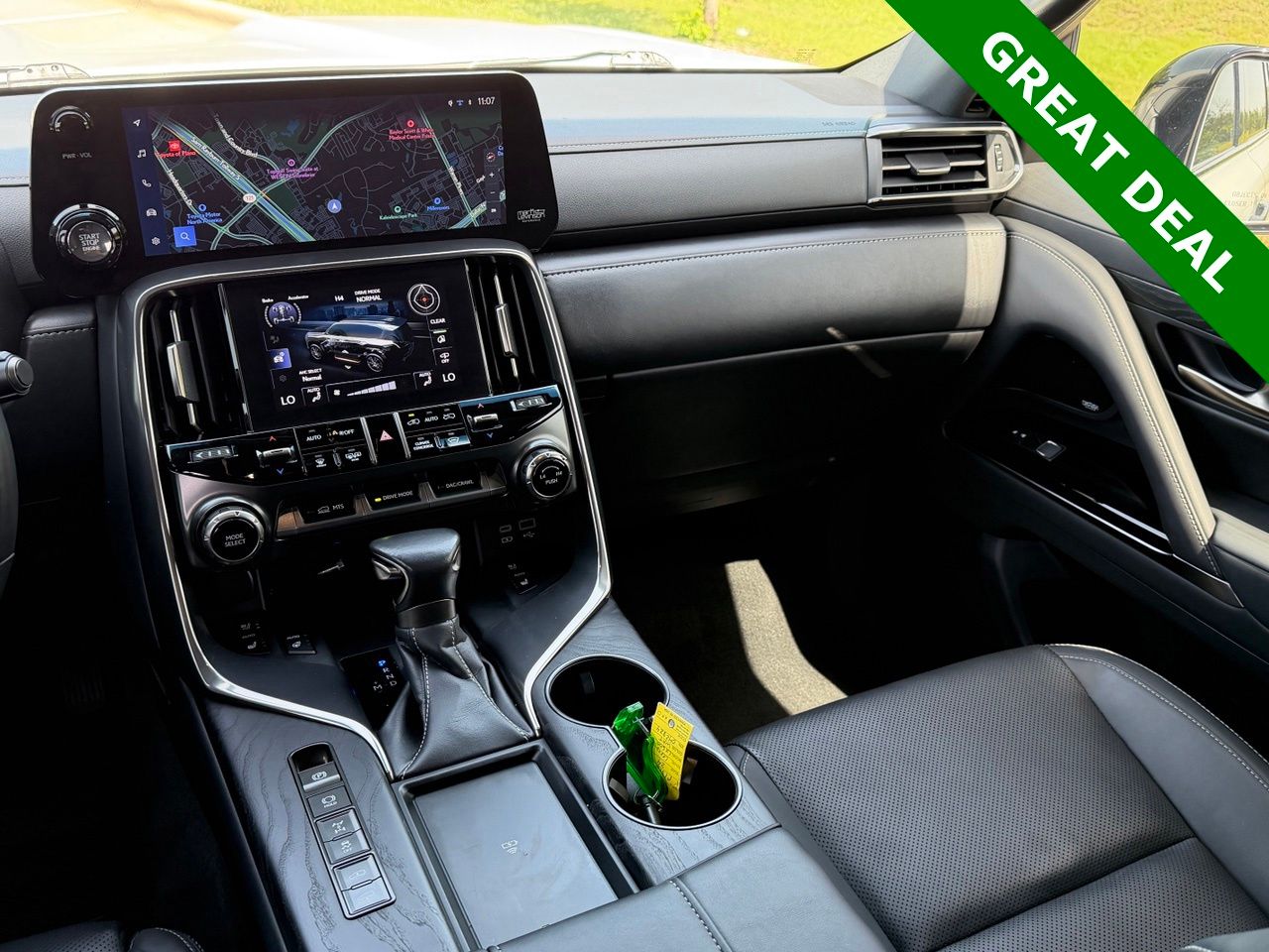 2024 Lexus LX Luxury - Photo 15