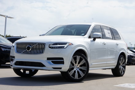 2025 Volvo XC90 plug-in hybrid T8 Plus 7-Seater SUV