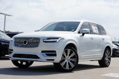 2025 Volvo XC90 plug-in hybrid