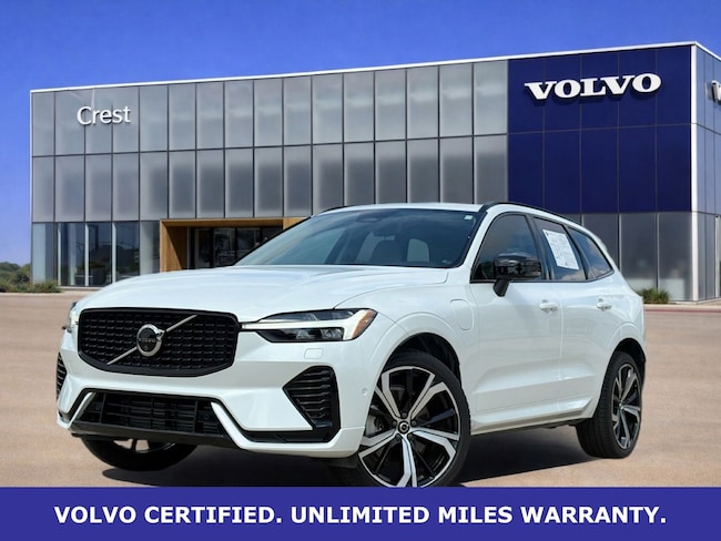 2024 Volvo XC60 T8 Ultimate Dark Theme AWD's photo