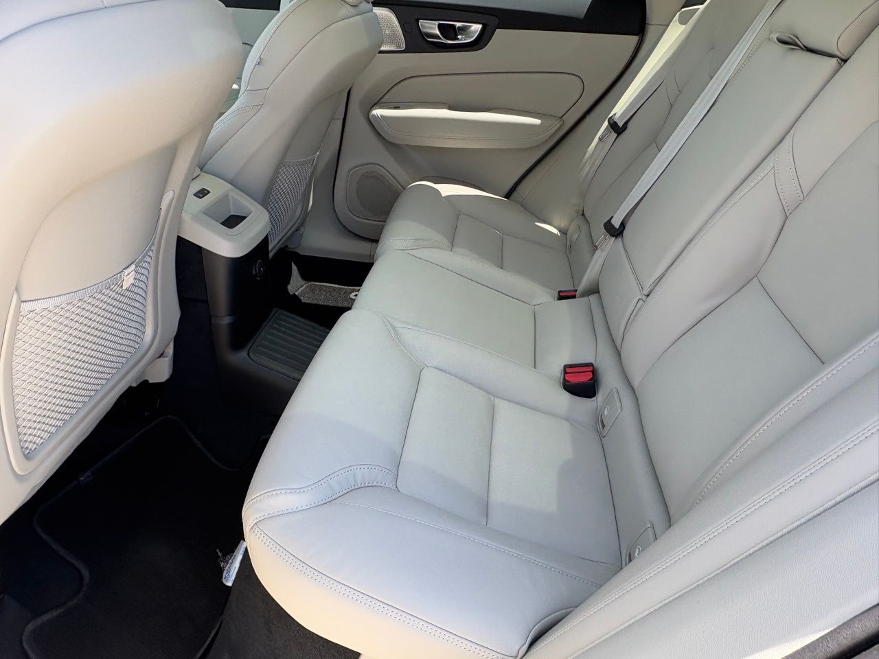 2026 Volvo XC60 Ultra - Photo 22