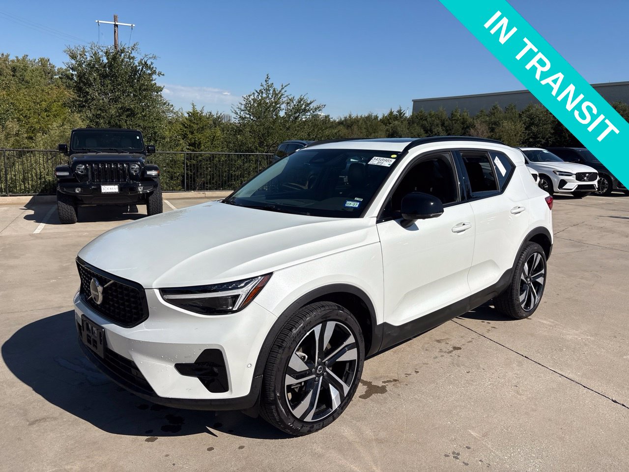 2026 Volvo XC40