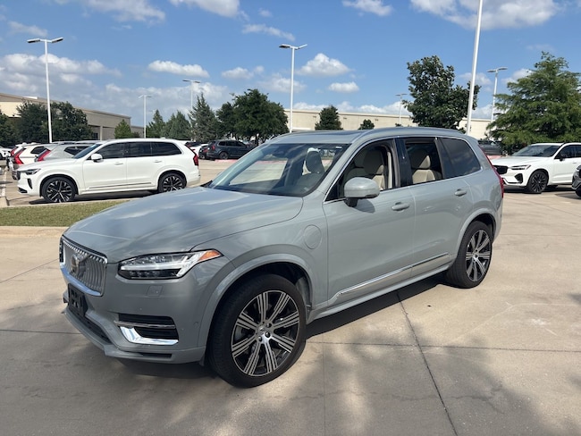 2025 Volvo XC90 T8 Recharge Plus Bright 7-Seat 4WD's photo