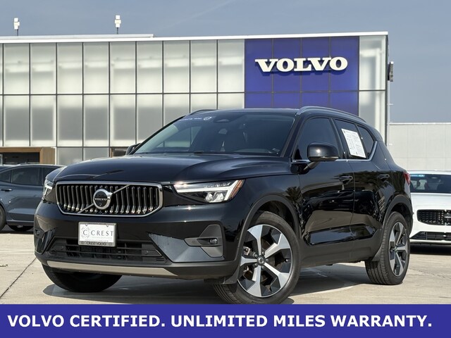 2025 Volvo XC40 B5 Plus Bright Theme SUV