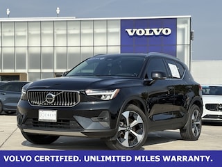 2025 Volvo XC40 B5 Plus Bright Theme SUV