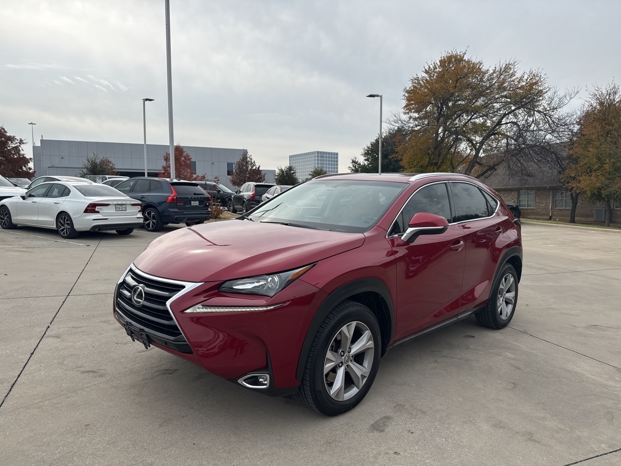 2017 Lexus NX 200t's photo