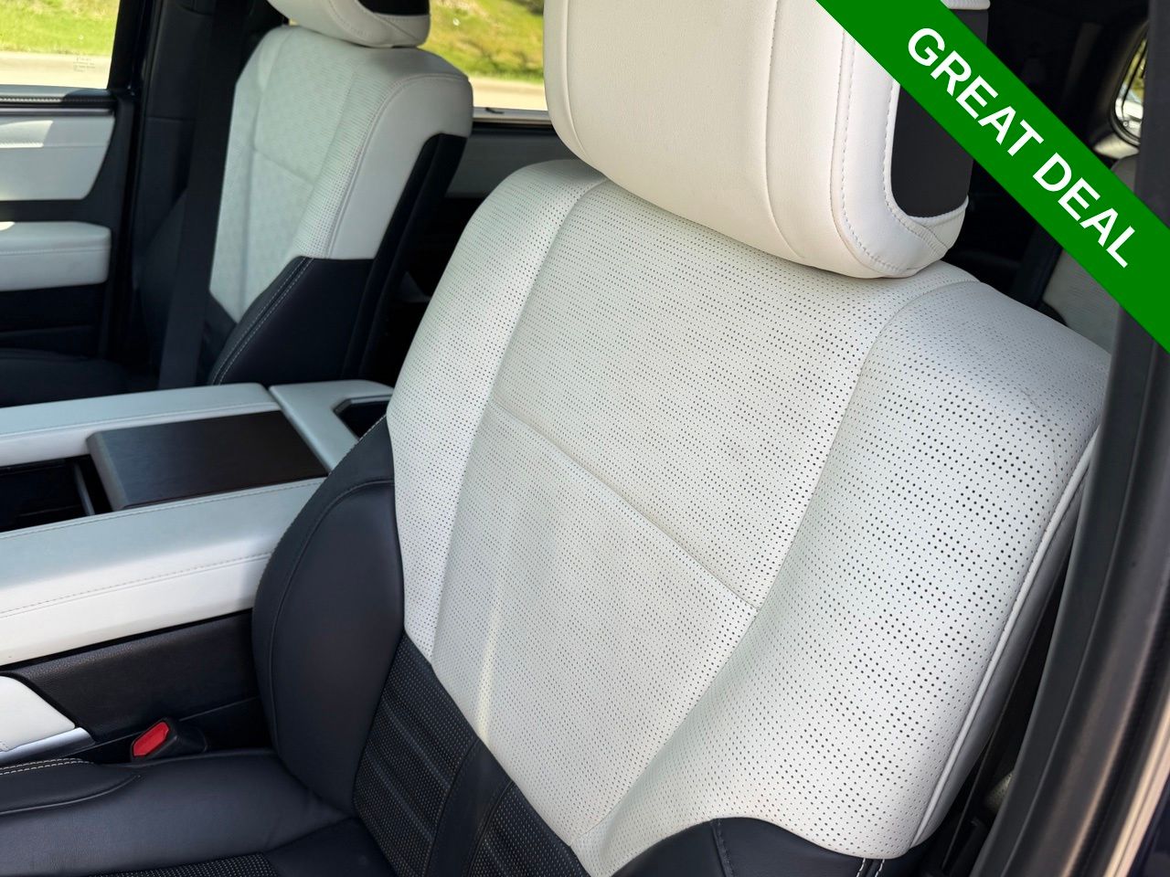 2024 Toyota Sequoia Capstone - Photo 32