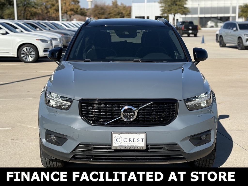 Certified 2022 Volvo XC40 R-Design SUV