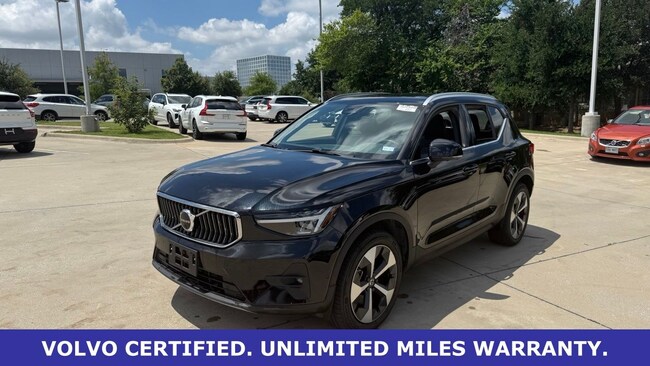 2025 Volvo XC40 B5 Plus Bright Theme SUV
