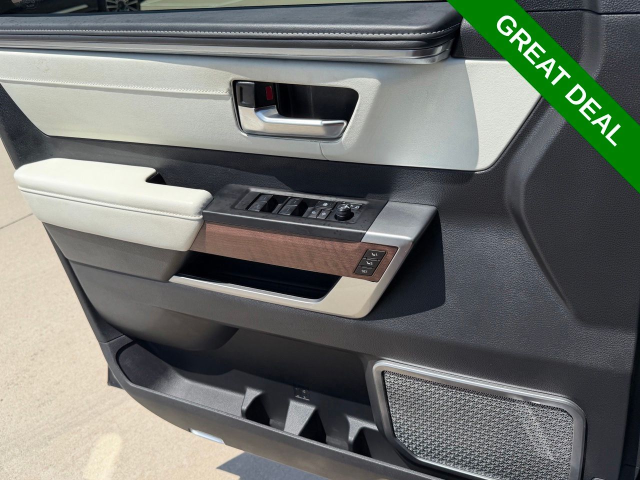 2024 Toyota Sequoia Capstone - Photo 31