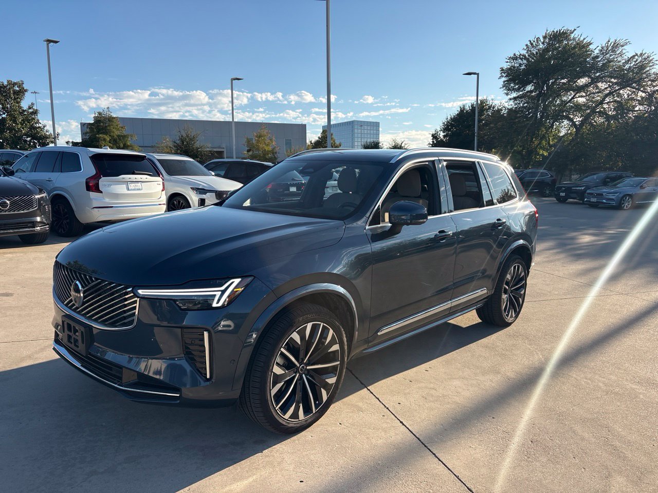 2026 Volvo XC90 B6 Plus 7-Seater SUV