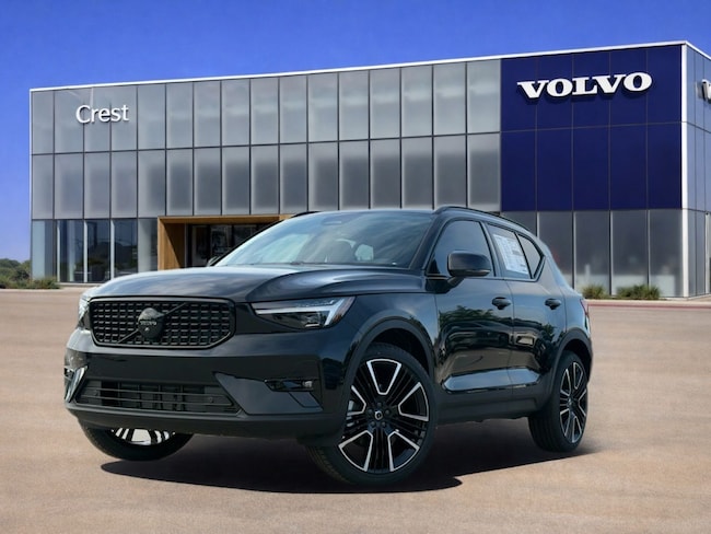 2026 Volvo XC40 B5 Ultra Black Edition SUV