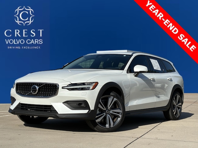 2025 Volvo V60 Cross Country