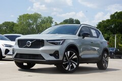 2026 Volvo XC40