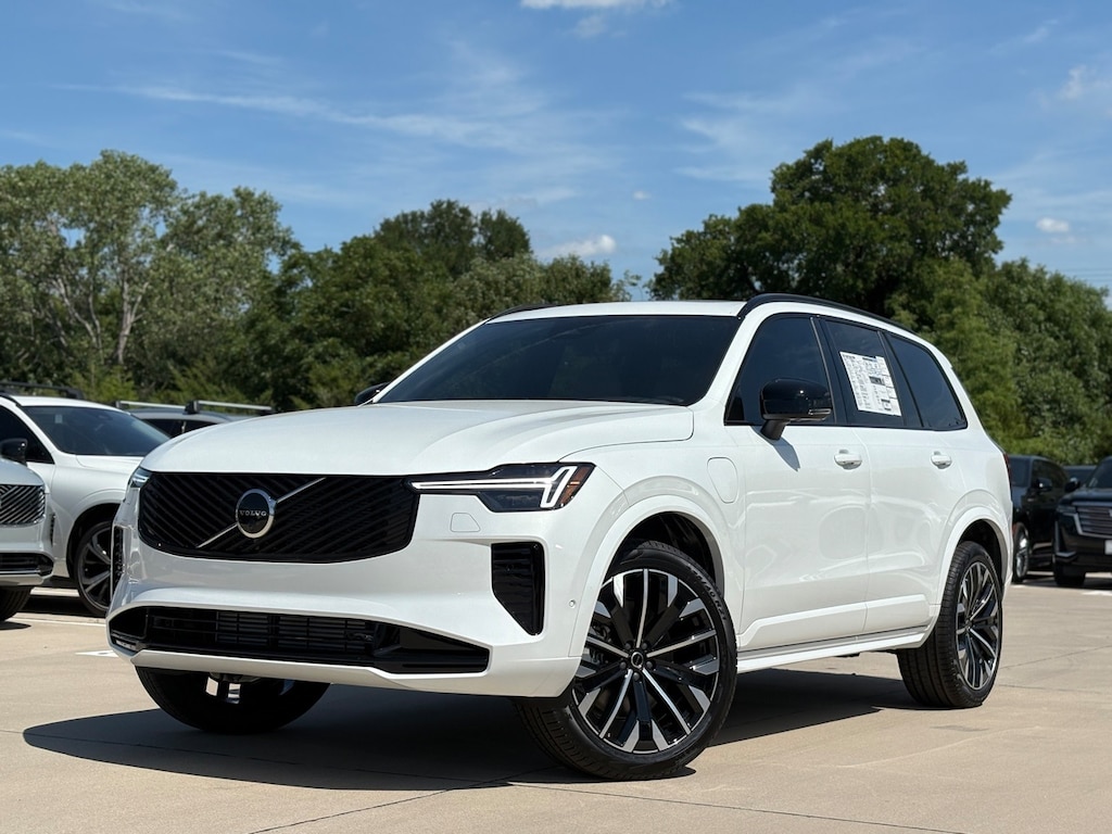 New 2026 Volvo XC90 plug-in hybrid T8 Ultra Dark Theme 7-Seater SUV