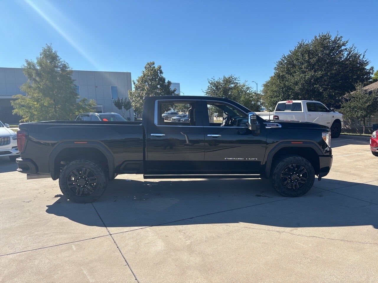 2023 Gmc Sierra 2500 HD Denali photo 2