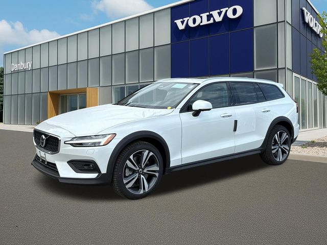 Volvo V60 Cross Country CT | Volvo Cars Danbury