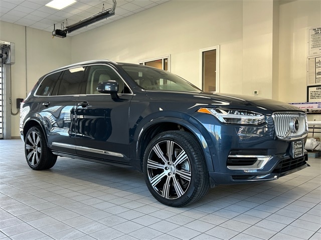 2024 Volvo XC90 Ultimate's photo