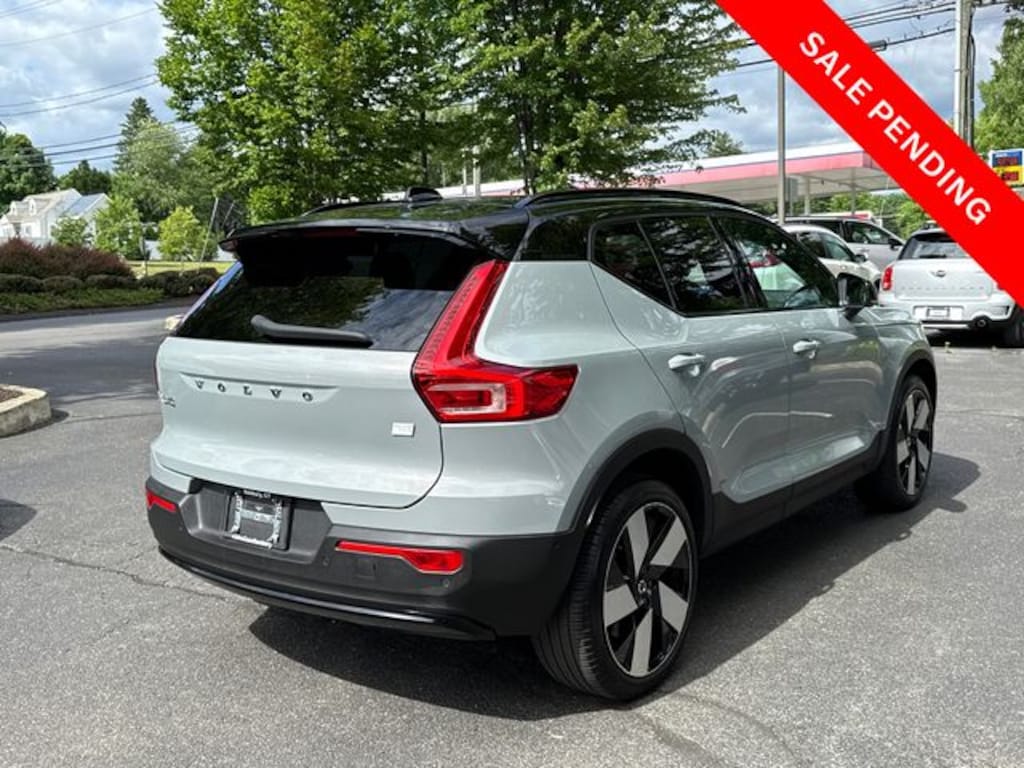 Certified 2024 Volvo XC40 Recharge Pure Electric Ultimate SUV