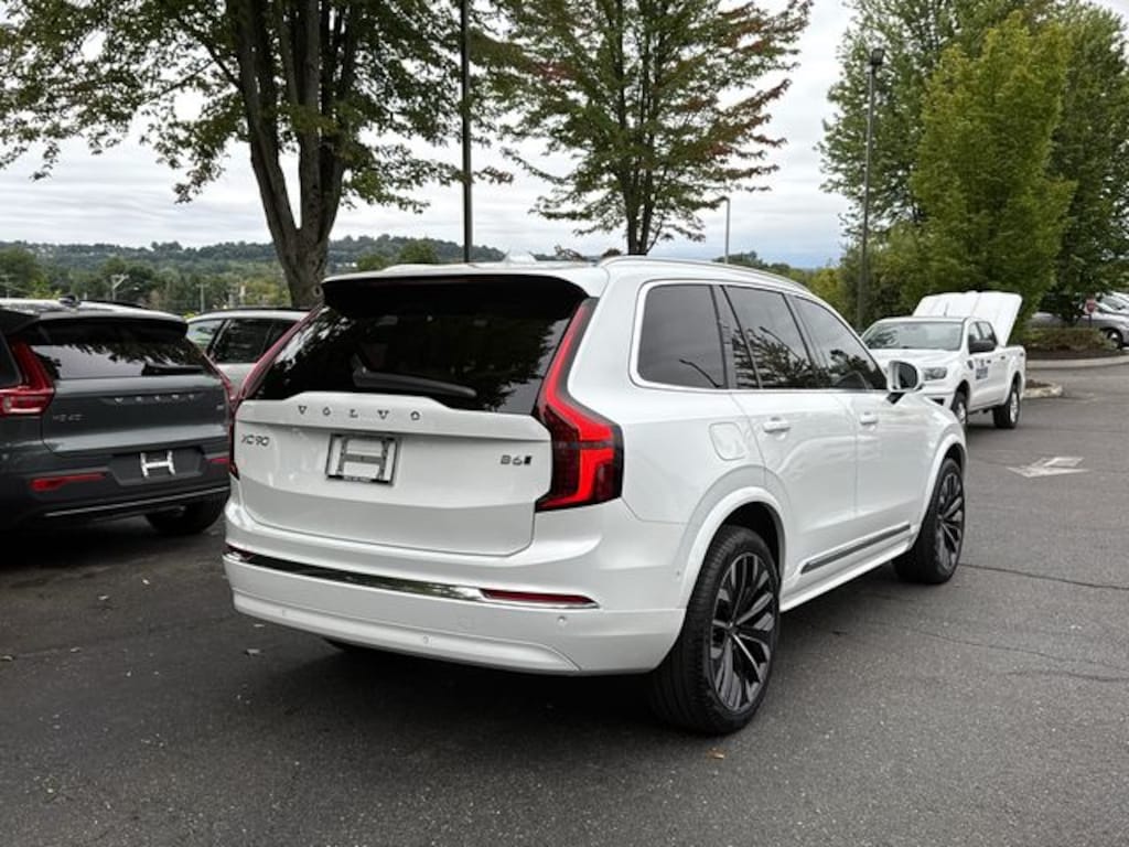 Certified 2026 Volvo XC90 B6 Ultra SUV