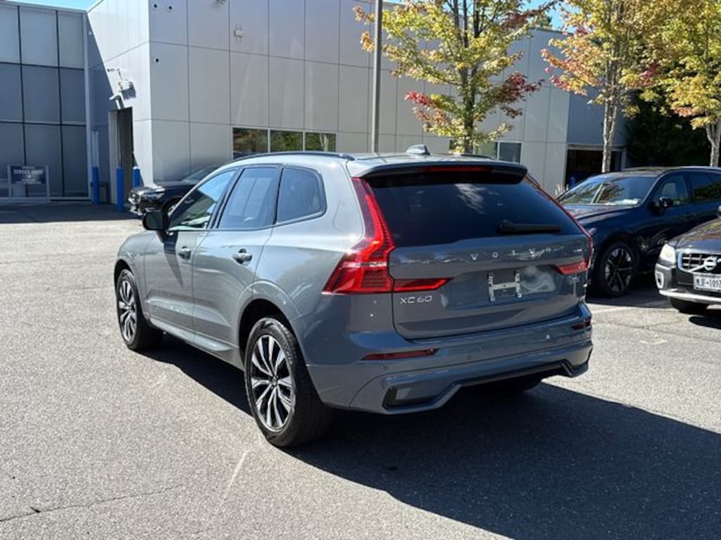 Used 2024 Volvo XC60 B5 Core SUV