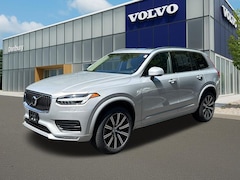 2023 Volvo XC90 B5 Core SUV