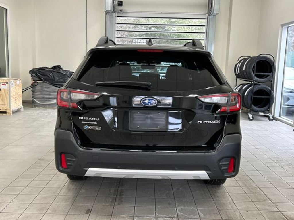 Used 2020 Subaru Outback Limited SUV