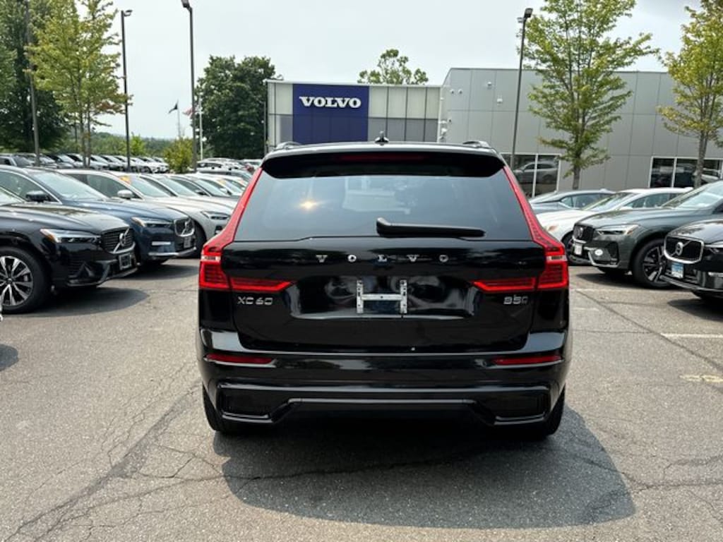 Certified 2024 Volvo XC60 B5 Core SUV