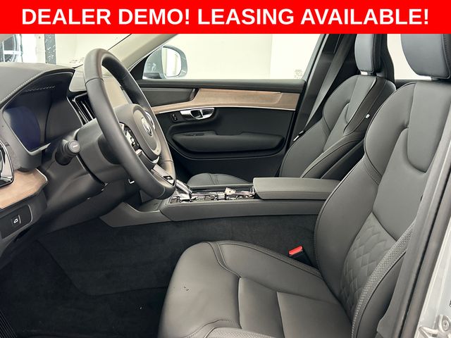 2026 Volvo XC90 Plus - Photo 10