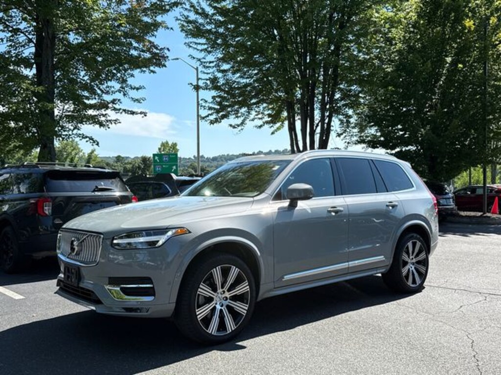 Used 2024 Volvo XC90 B5 Plus SUV