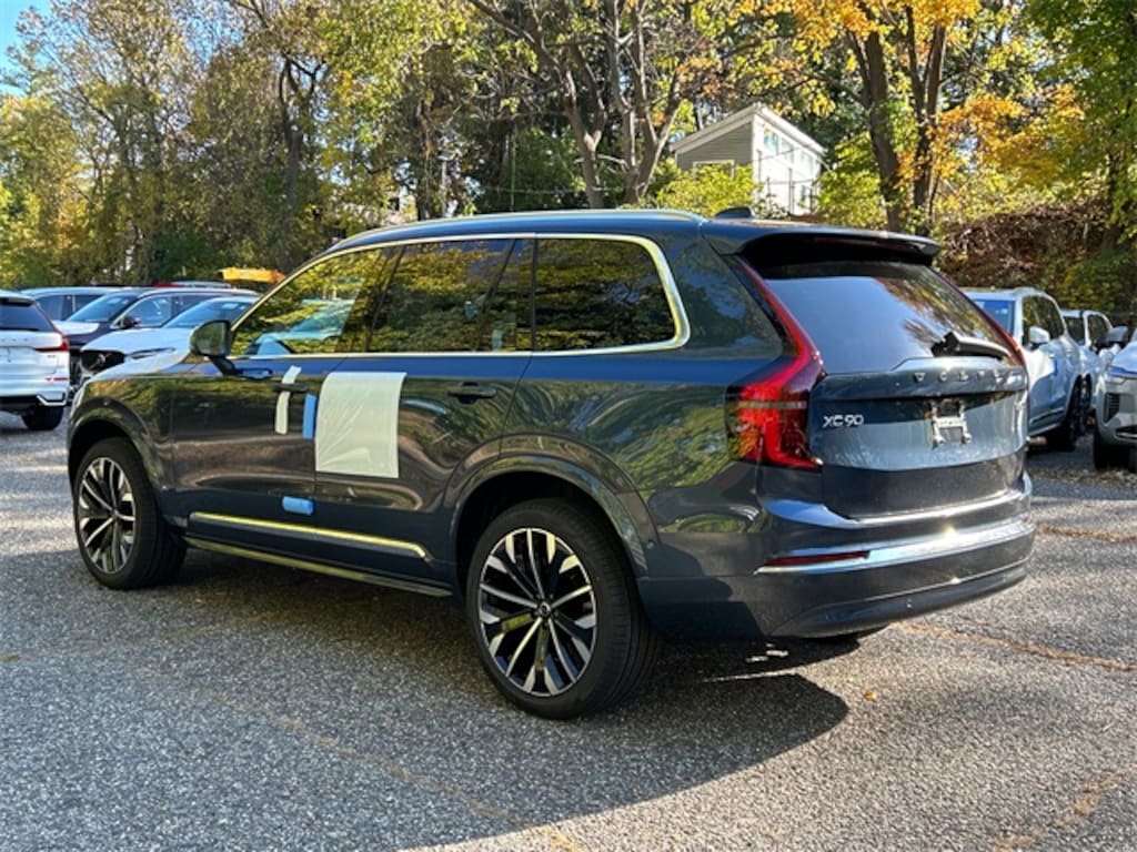 New 2026 Volvo XC90 B6 Plus 7-Seater SUV