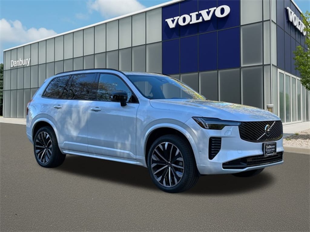 New 2026 Volvo XC90 B6 Ultra Dark Theme 6-Seater SUV