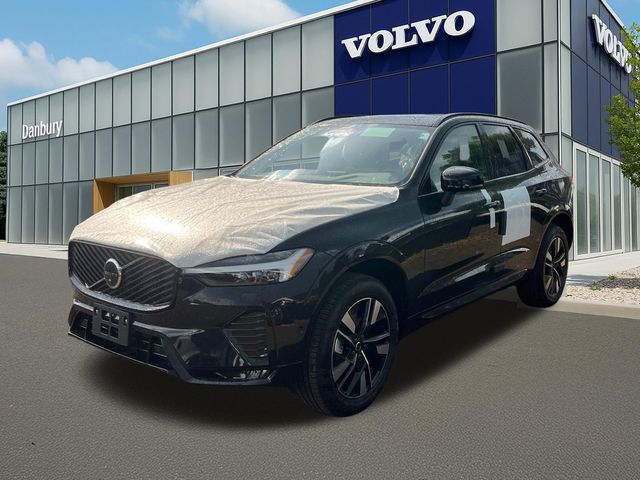 2026 Volvo XC60 B5 Plus Dark AWD's photo