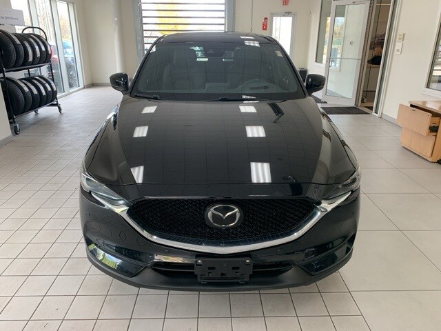 2019 Mazda CX-5 Signature photo 2